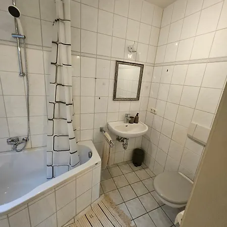 Komplette Fuer Bis Zu 4 Personen Apartment