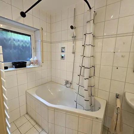 Komplette Fuer Bis Zu 4 Personen Apartment