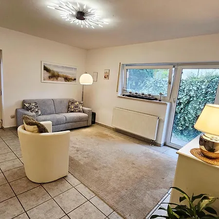 Komplette Fuer Bis Zu 4 Personen * Groß-Gerau